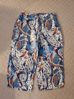 Chico's 100% Linen Capris Size 2 Paisley Summer Resort Wear Fall